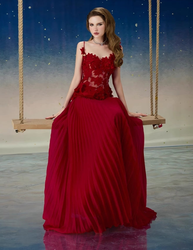 2026 Deep Wine Red Seven-Color Strapless Lace Waist Cinching Slim Fit Vietnamese Niche Design Light Luxury Floor Length Dress
