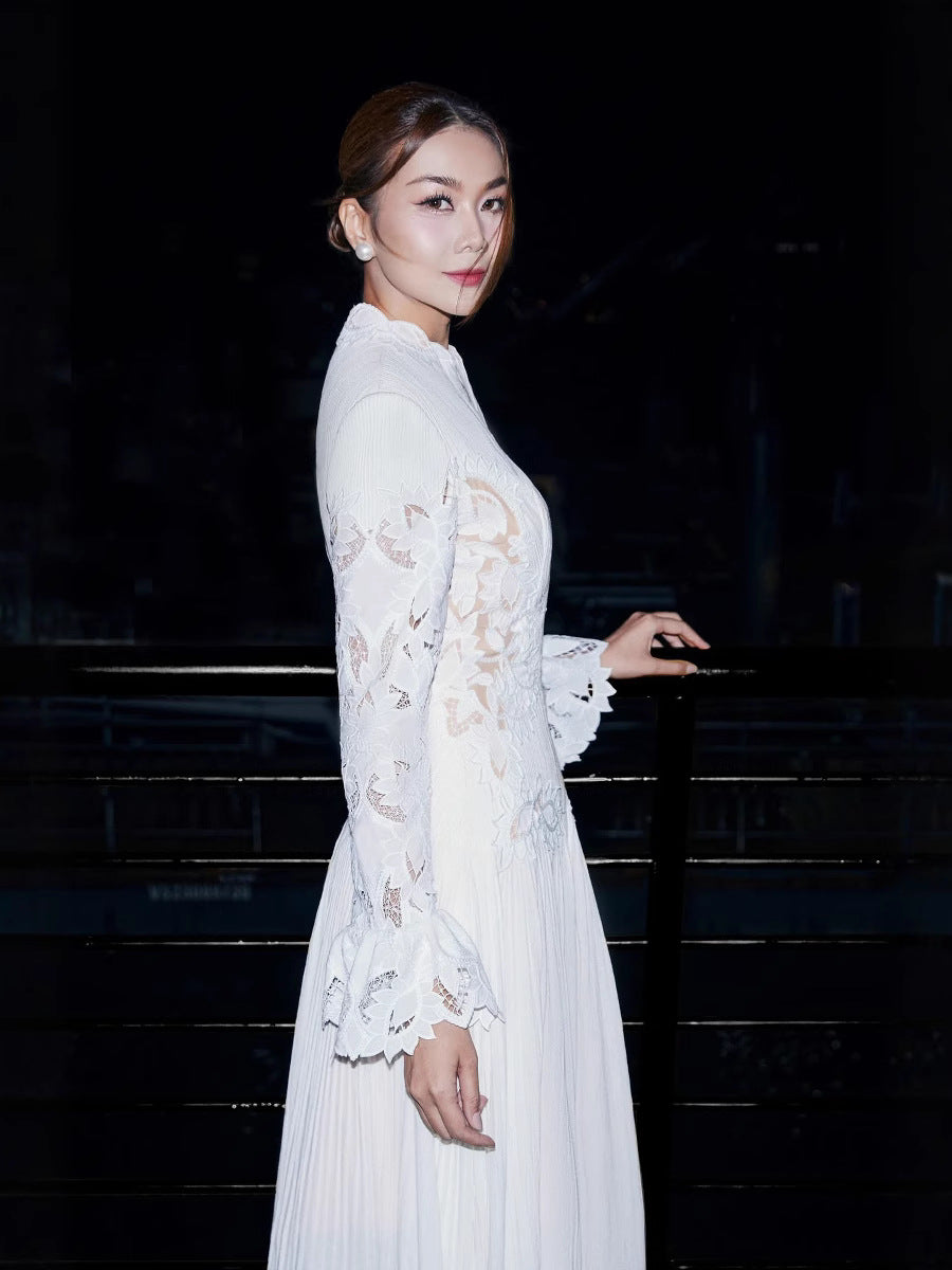 2026 Vintage Casual Sexy Flare Sleeve Lace Long Dress New Temptation Empire Front Breathable Hollow Design for Spring Summer